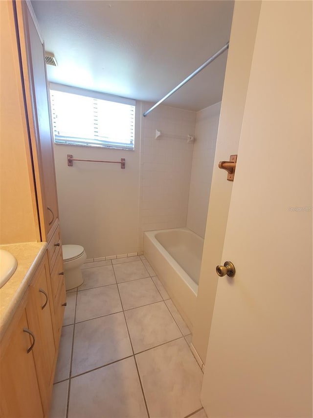2424 W Tampa Bay Blvd Unit M-201, Tampa, FL 33607 - photo 25