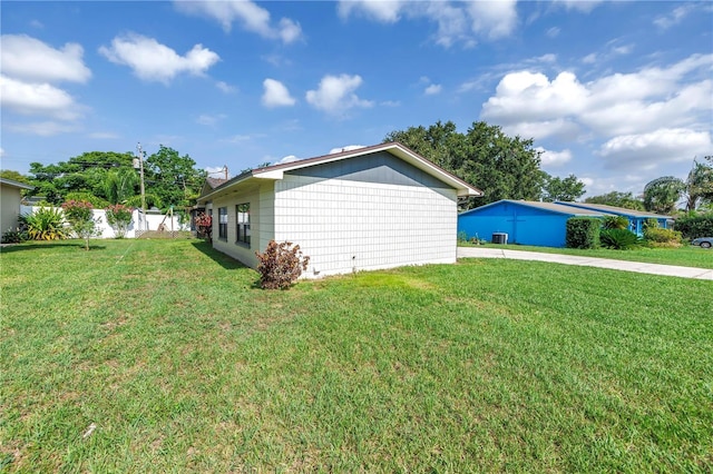 4821 S Gachet Blvd, Lakeland, FL 33813 - view of side of property
