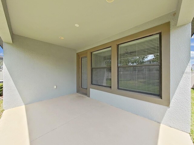 4063 Medicci Ln, Wesley Chapel, FL 33543 - view of patio / terrace