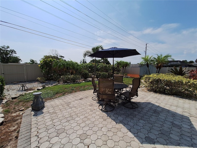 3357 Hunt Club Dr, Clearwater, FL 33761 - view of patio with outdoor dining space