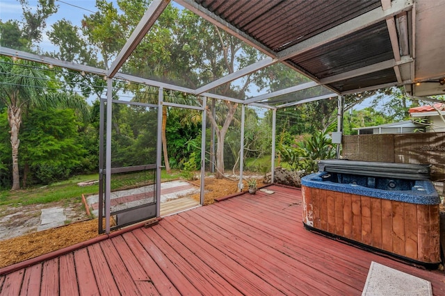 2485 Indigo Dr, Clearwater, FL 33763 - sunroom / solarium with a hot tub