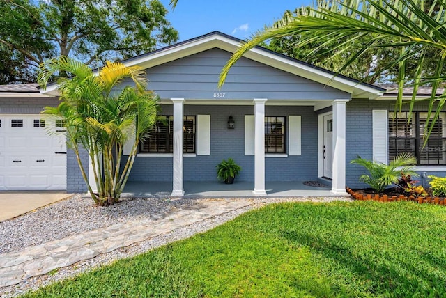 8307 Boxwood Dr, Tampa, FL 33615 - photo 1