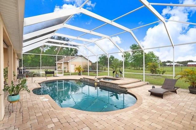 2502 Fritzke Rd, Dover, FL 33527 - view of pool with a patio area, a pool with connected hot tub, a lanai, and a yard