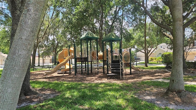 17809 Sandpine Trace Way, Tampa, FL 33647 - view of community playground
