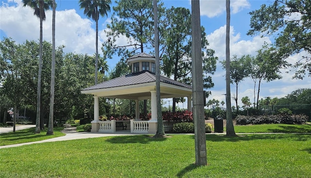 17809 Sandpine Trace Way, Tampa, FL 33647 - surrounding community with a gazebo and a yard
