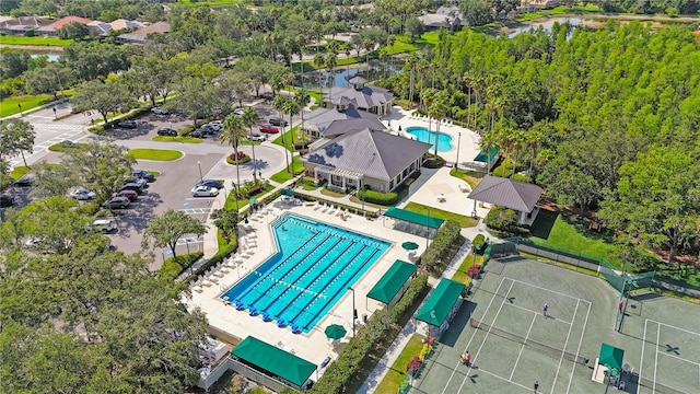 17809 Sandpine Trace Way, Tampa, FL 33647 - bird's eye view of a pool