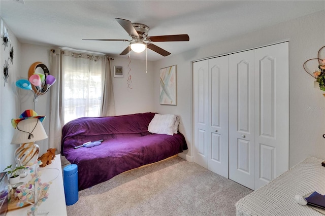 528 S Seminole Ave, Fort Meade, FL 33841 - bedroom with a closet, carpet, and a ceiling fan