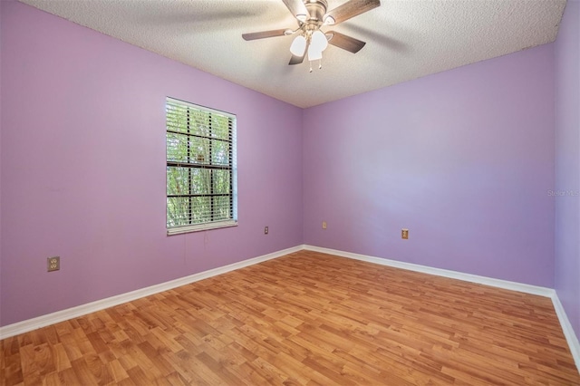 6436 Huntington Dr, Zephyrhills, FL 33542 - photo 32