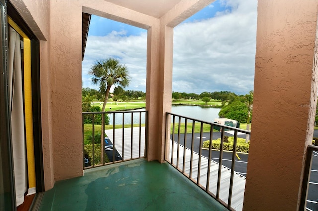 6150 Gulfport Blvd S Unit 302, Gulfport, FL 33707 - balcony with a water view