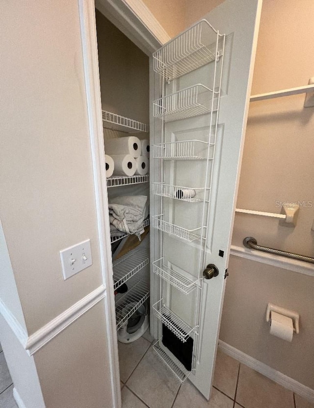 2528 Deerbrook Dr, Lakeland, FL 33811 - view of closet