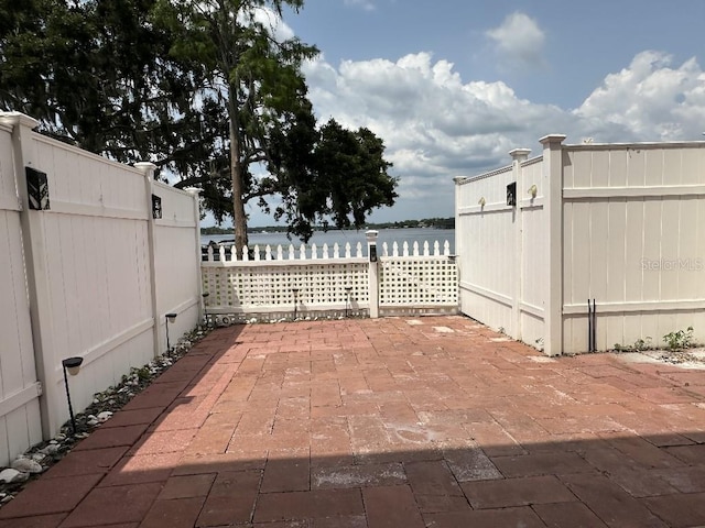2557 Cedar Cypress Ct, Tampa, FL 33618 - view of patio