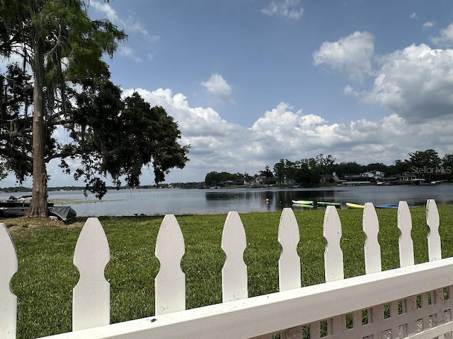 2557 Cedar Cypress Ct, Tampa, FL 33618 - water view