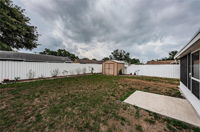10051 82nd Ln, Seminole, FL 33777 - view of yard featuring a sunroom and a patio