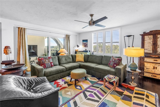 4651 1st St NE Unit 402, Saint Petersburg, FL 33703 - photo 17
