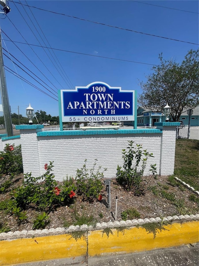 2011 58th Ave N Unit 20, Saint Petersburg, FL 33714 - view of community sign