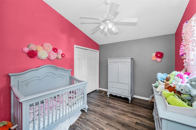 6521 Oelsner St, New Port Richey, FL 34652 - bedroom with lofted ceiling, wood finished floors, a closet, baseboards, and ceiling fan