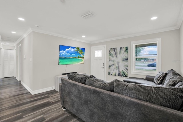 6020 N 50th St, Tampa, FL 33610 - living room featuring dark wood-type flooring, plenty of natural light, recessed lighting, baseboards, and ornamental molding