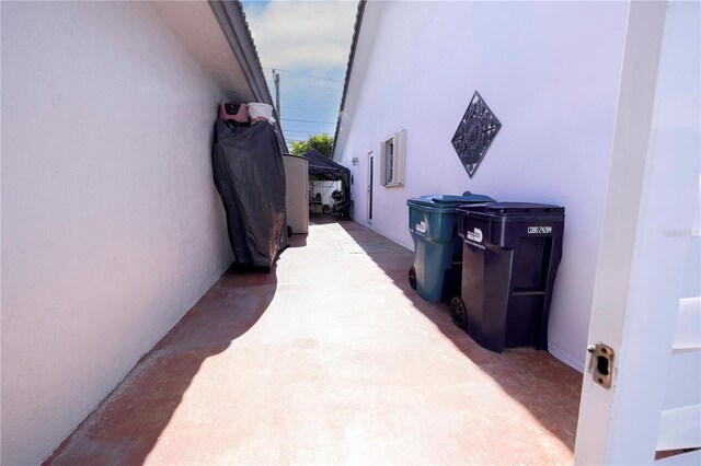 2901 SW 136th Ct, Miami, FL 33175 - view of side of property featuring stucco siding