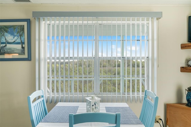 2220 S Coon Pt, Crystal River, FL 34429 - dining area with plenty of natural light