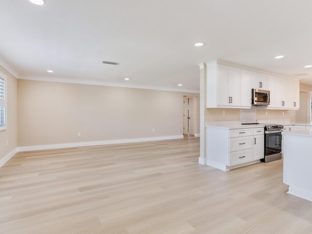 5470 Bayshore Dr, Seminole, FL 33772 - photo 9