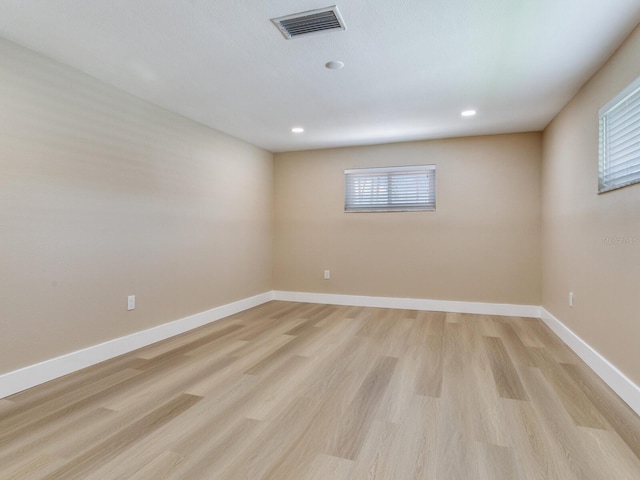 5470 Bayshore Dr, Seminole, FL 33772 - photo 25