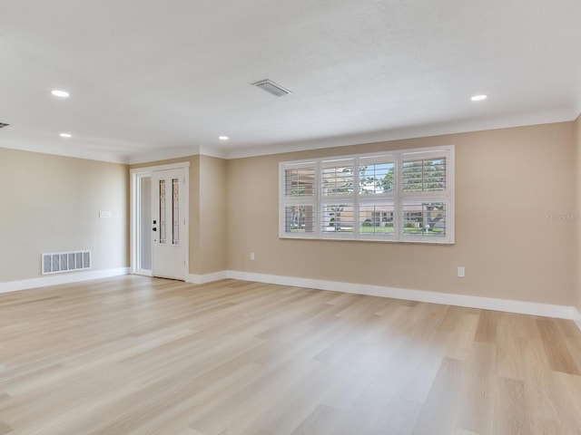 5470 Bayshore Dr, Seminole, FL 33772 - photo 29