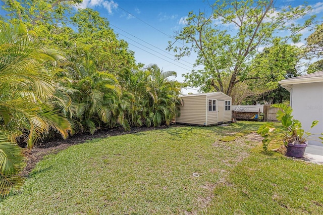 526 62nd Ave NE, Saint Petersburg, FL 33702 - view of yard with a storage shed and an outdoor structure