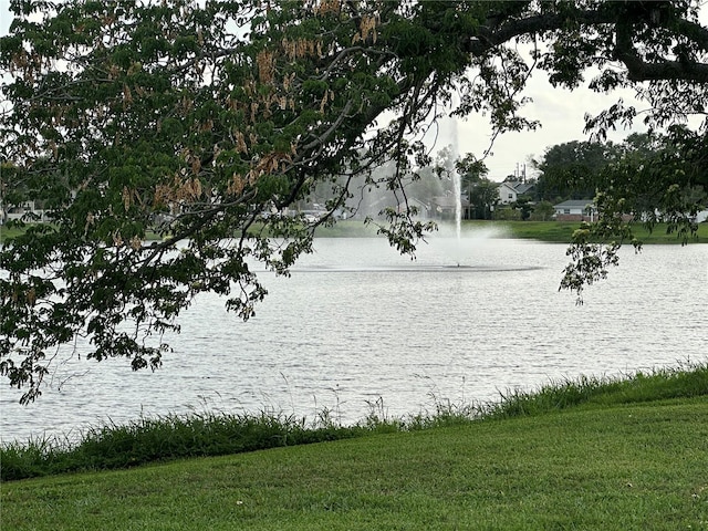1200 37th St N Unit 403, Saint Petersburg, FL 33713 - view of community featuring a water view and a yard