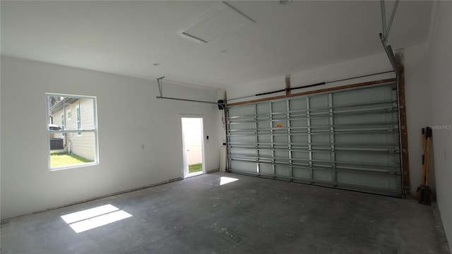 7013 N 15th St, Tampa, FL 33610 - view of garage