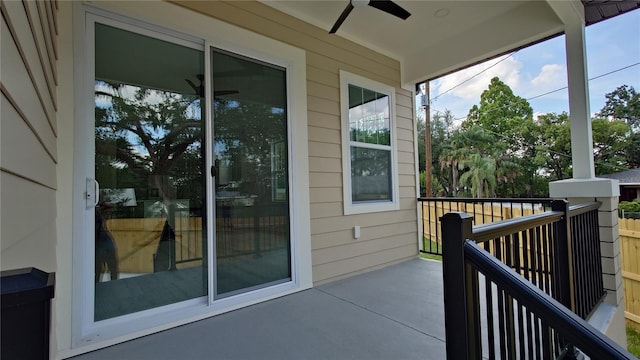 7013 N 15th St, Tampa, FL 33610 - balcony with a ceiling fan