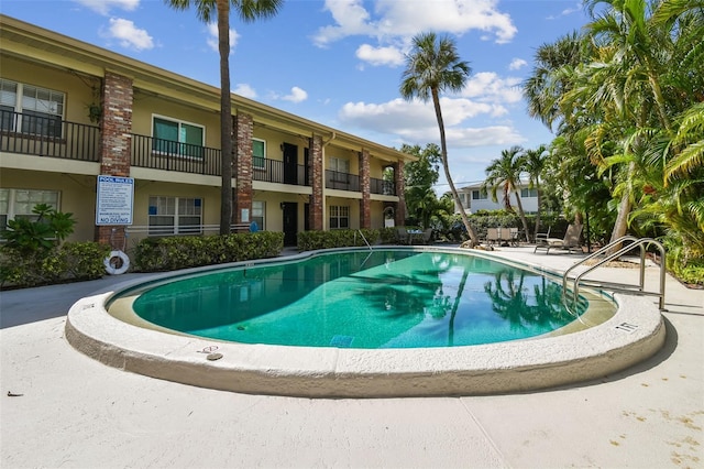208 Danube Ave Unit 101, Tampa, FL 33606 - view of pool