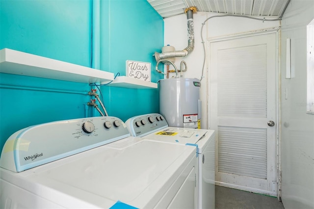 13304 2nd St E, Madeira Beach, FL 33708 - laundry area featuring water heater and washing machine and clothes dryer
