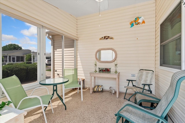 2121 Escobar Ave, Lady Lake, FL 32159 - sunroom featuring a ceiling fan