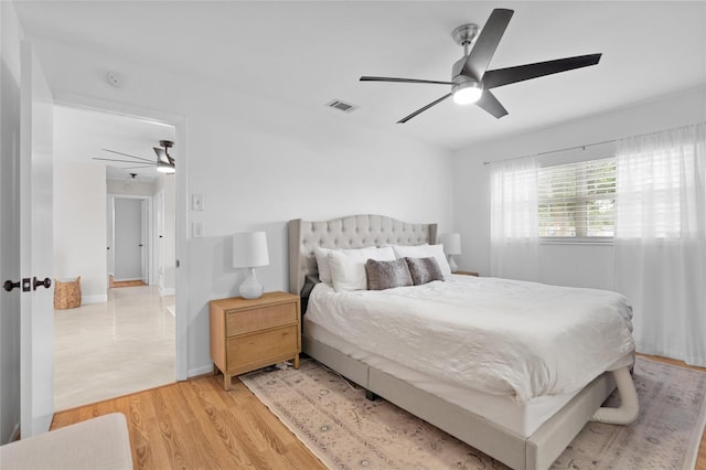 1489 77th Ave N, Saint Petersburg, FL 33702 - bedroom with light wood-type flooring and ceiling fan