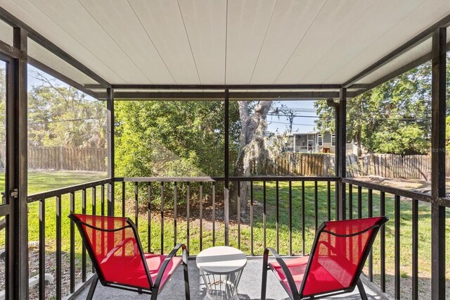 39650 US Highway 19 N Unit 553, Tarpon Springs, FL 34689 - view of sunroom
