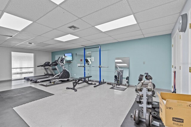 39650 US Highway 19 N Unit 553, Tarpon Springs, FL 34689 - workout area featuring a drop ceiling and baseboards