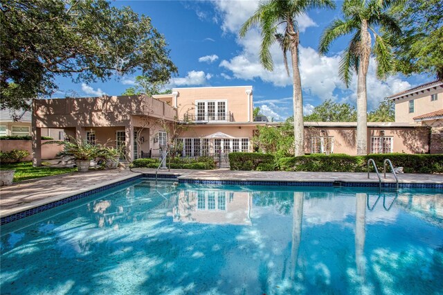 1515 Park St N, Saint Petersburg, FL 33710 - photo 2