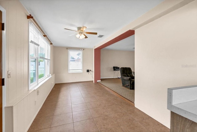 1666 Souvenir Dr, Clearwater, FL 33755 - tiled spare room featuring a ceiling fan