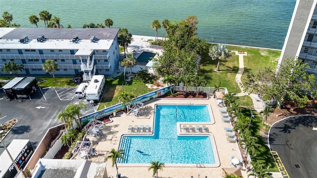 6025 Shore Blvd S Unit 409, Gulfport, FL 33707 - aerial overview of property's location featuring a pool area and a large body of water