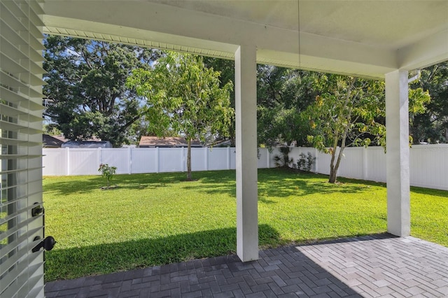807 W Kentucky Ave, Tampa, FL 33603 - view of yard featuring a patio