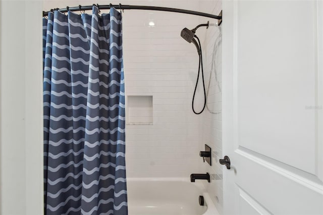 807 W Kentucky Ave, Tampa, FL 33603 - full bath with shower / tub combo with curtain