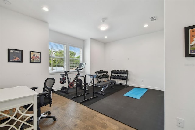 807 W Kentucky Ave, Tampa, FL 33603 - workout area with baseboards, wood finished floors, and recessed lighting