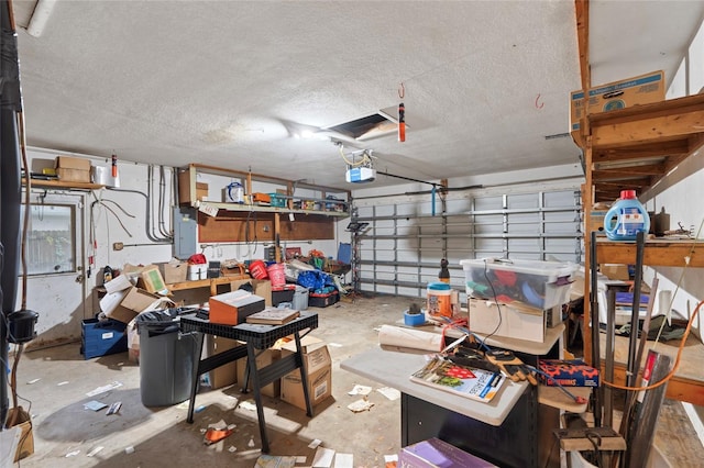 701 59th Ave NE, Saint Petersburg, FL 33703 - garage featuring a garage door opener