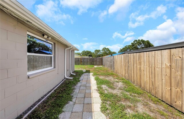 8805 Plum Grove Ct, Tampa, FL 33634 - photo 3