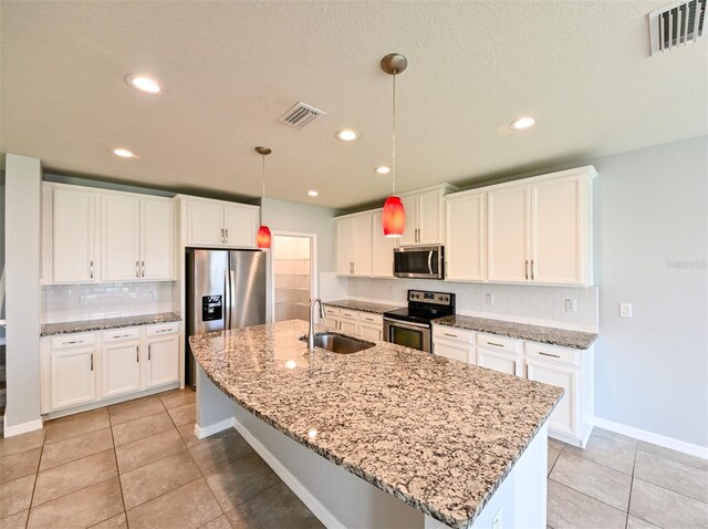 19200 Roseate Dr, Lutz, FL 33558 - photo 8