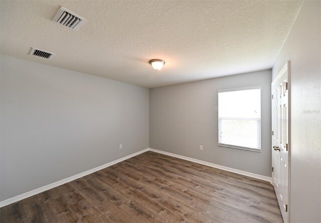 19200 Roseate Dr, Lutz, FL 33558 - photo 17