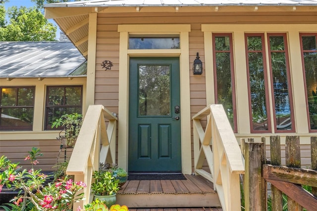 1001 E Crawford St, Tampa, FL 33604 - property entrance with metal roof and a porch