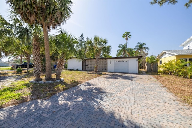 328 Tallahassee Dr NE, Saint Petersburg, FL 33702 - photo 2