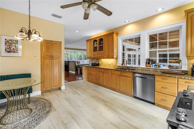 546 26th Ave N, Saint Petersburg, FL 33704 - photo 12