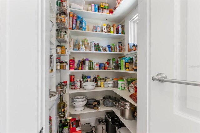 455 18th Ave NE, Saint Petersburg, FL 33704 - view of pantry